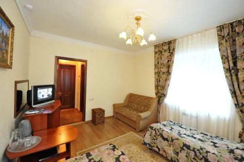 Kristall Hotel