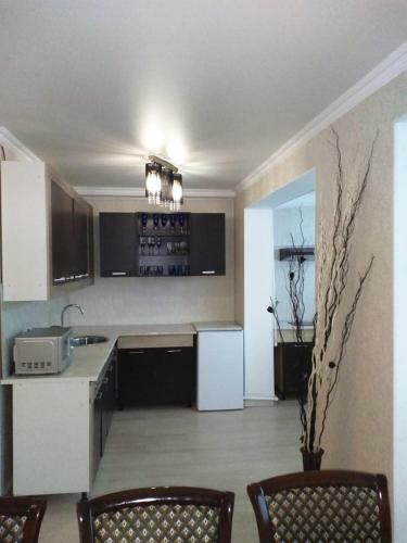 Pikhtoviy Mys 6 Apartment