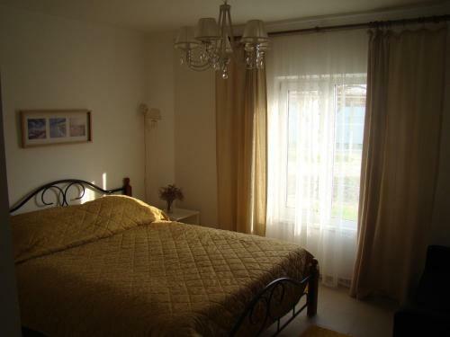 Hostal ???????? ??? "villapetra"