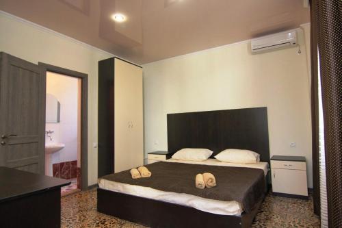 Hostal ??????? ????