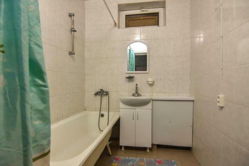 Hostal Guest House "golubaya Laguna"