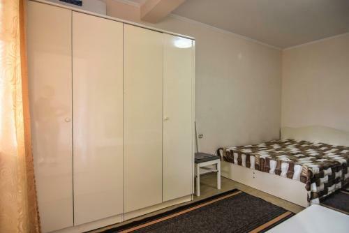 Hostal Guest House "golubaya Laguna"