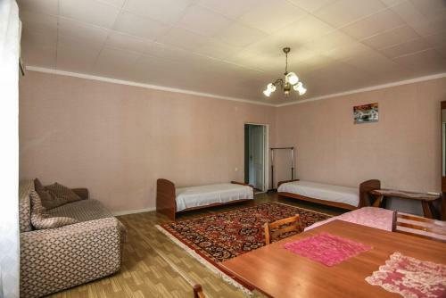 Hostal Guest House "golubaya Laguna"