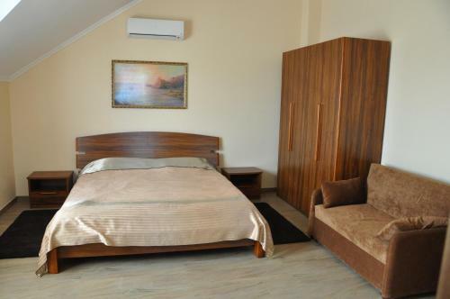 Hostal Shokolad Guest House