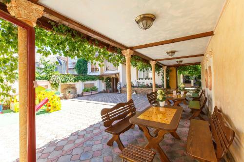 Hostal Guest House Akropol