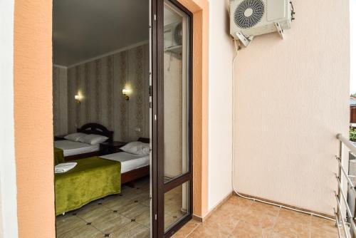 Hostal ???????? ??? "??????"