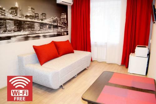 Apartment On Sheronova 123