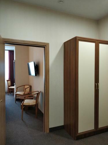 Guest Center-hotel Myshk Inn
