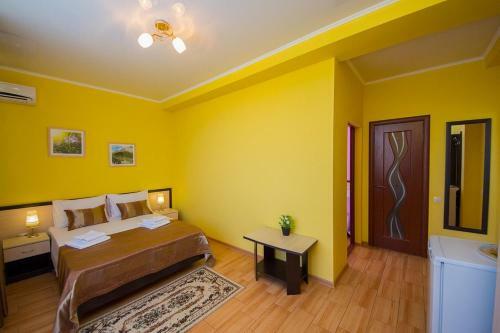 Hostal Penaty Guest House