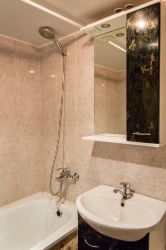 Apartment On Gagarina 27