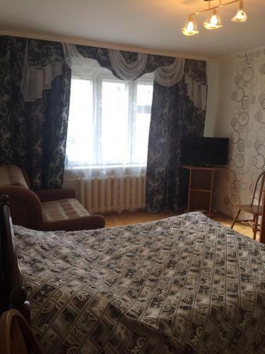 Apartment On Naugorskoye 96