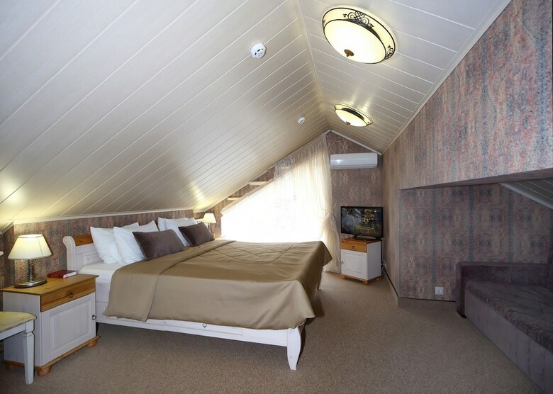 Hostal Nikolin Park Guest House