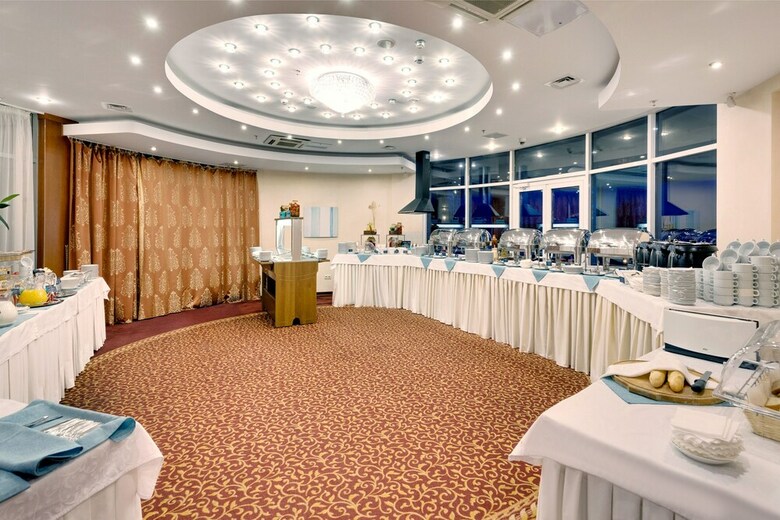 Cosmos Petrozavodsk Hotel