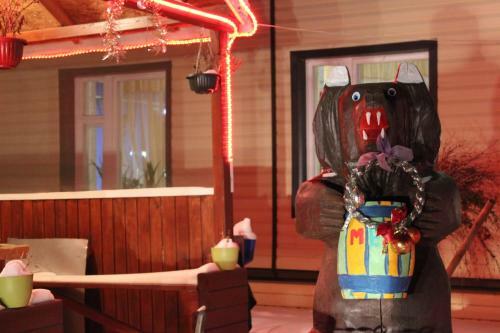 Hostal Raduga Guest House