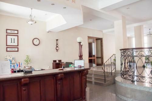 Hotel Oktyabrskaya