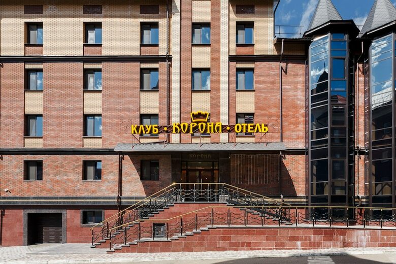 Club Hotel Corona