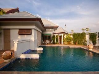 Hotel Royal Sammuk Villa