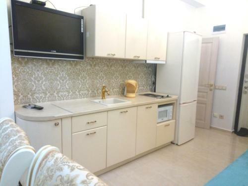 2 Bedroom Apartment Near The Sea