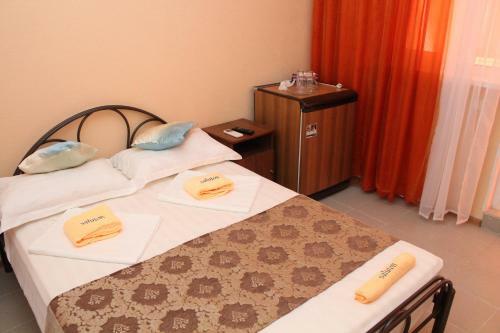 Hostal Saluton