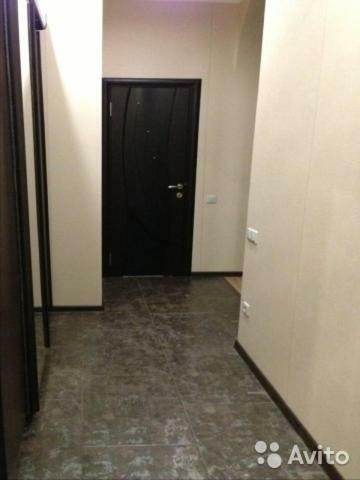 Apartment On Ulitsa Roz 115 / 1