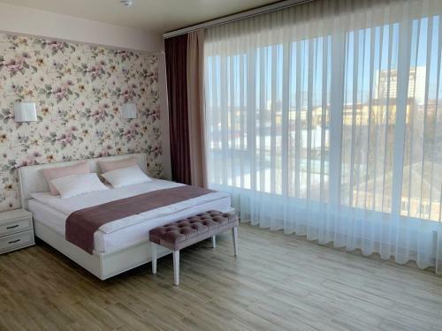 Central Inn Conference Hotel