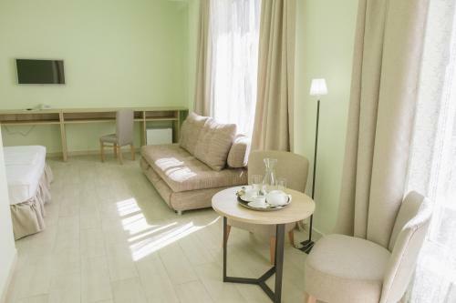 Central Inn Conference Hotel