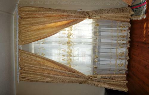 Hostal Viktoria Guest House