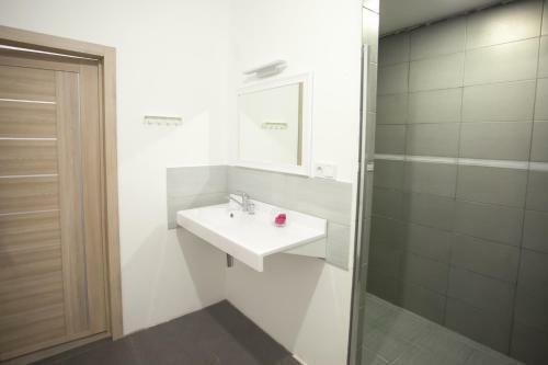 Guest House Kedr With Russian Banya