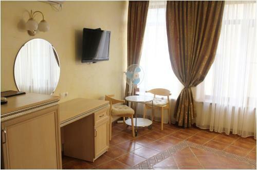 Hostal Assol Guest House
