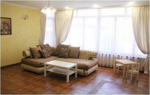 Hostal Assol Guest House