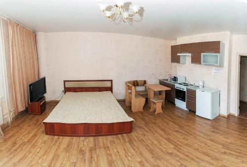 Apartment-studio In City Centre On 50 Let Vlksm 13