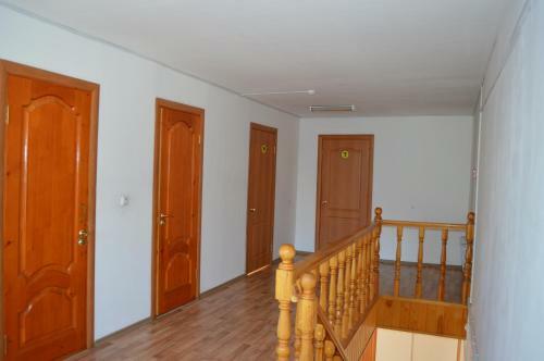 Hostal Kuzya Guest House