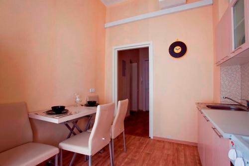 W Apartament Leningradskoye 10