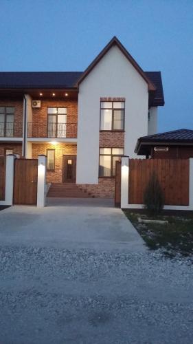 Hostal Guest House On Krasnodarskaya 7