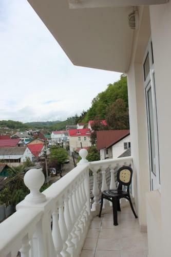 Hostal Lera Guest House