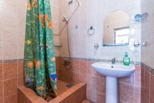 Hostal Gavan Guest House