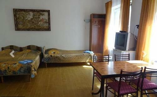 Hostal Gavan Guest House