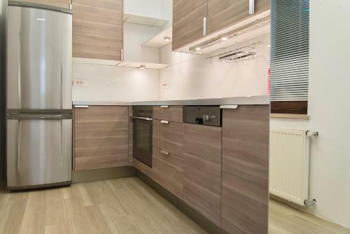 Pretty & Modern Apartment By The River