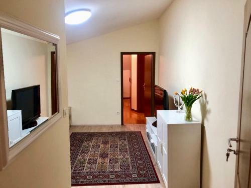Hostal Apartments Maria