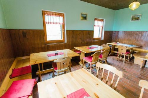 Loka Lodge At Raduha
