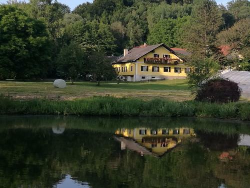 Bed & Breakfast Fr�hst�ckspension Krump
