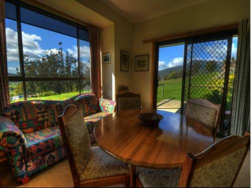 Plovers Ridge Country Retreat