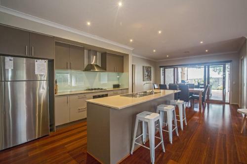 Nautical Rise Torquay