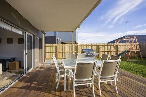 Beach & Golf Stays, Australia