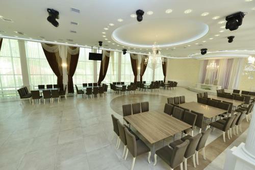Kaspia Yeddi Gozel Hotel