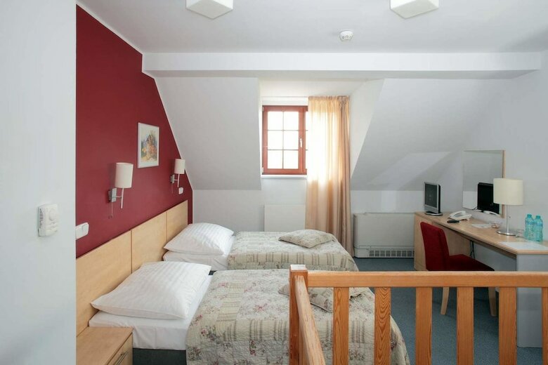 Hotel Chvalsk� Tvrz