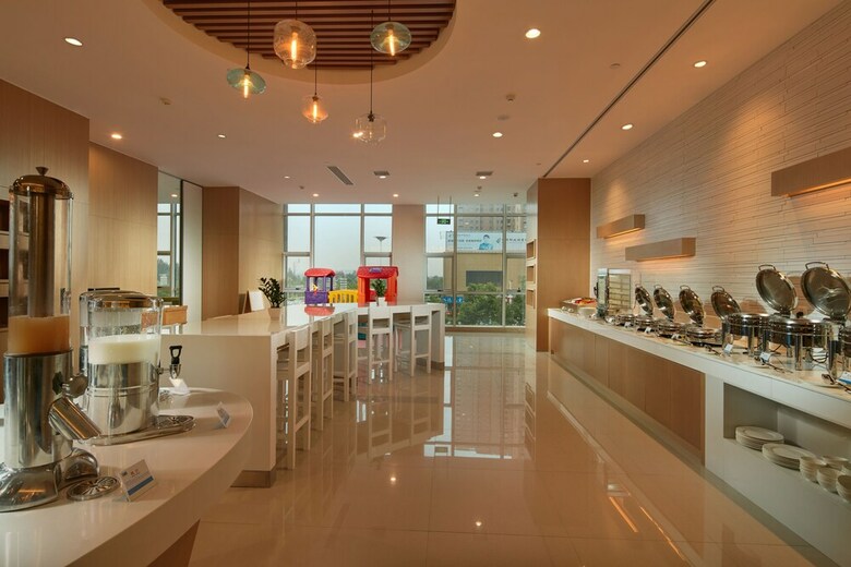 Hotel Holiday Inn Express Luoyang Yichuan