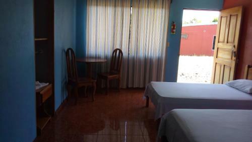 Hotel Cabinas El Tropico