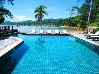 Hotel Cyana Beach Resort