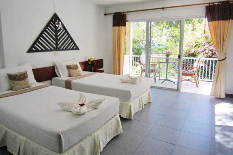 Hotel Thaniza Beachfront Resort